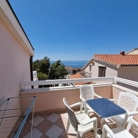 Luetic Apartament