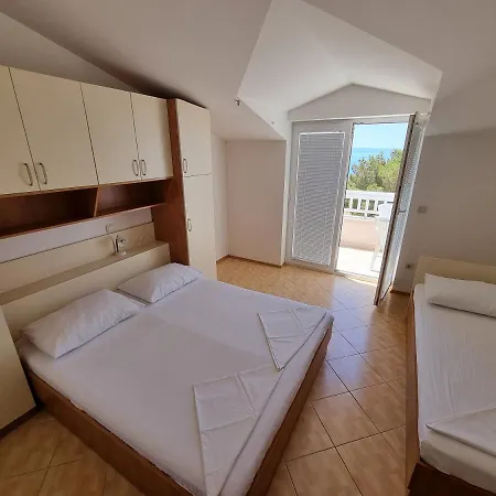Luetic * Makarska