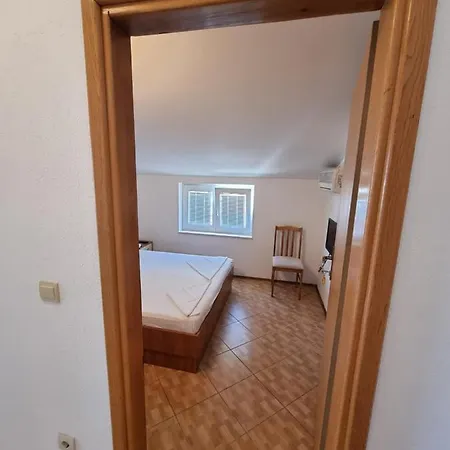 Luetic Apartment *