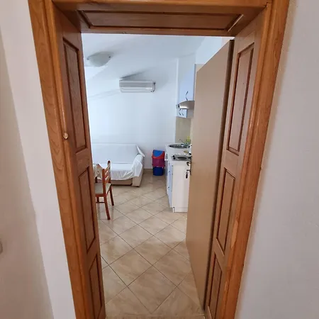 Luetic Apartment *